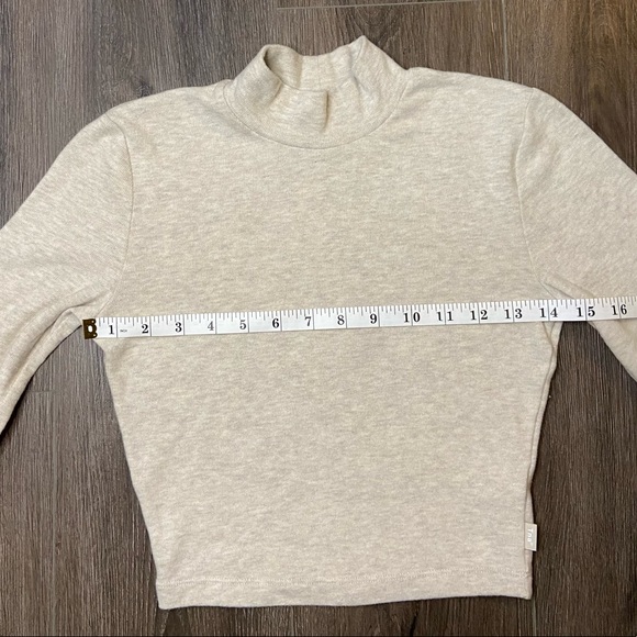 TNA Cropped Mockneck Cream Sweater. Size Small. - Picture 4 of 16